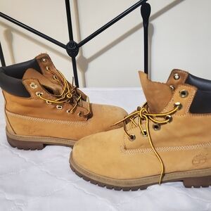 Timberland Boys Wheat Nubuck Boots
